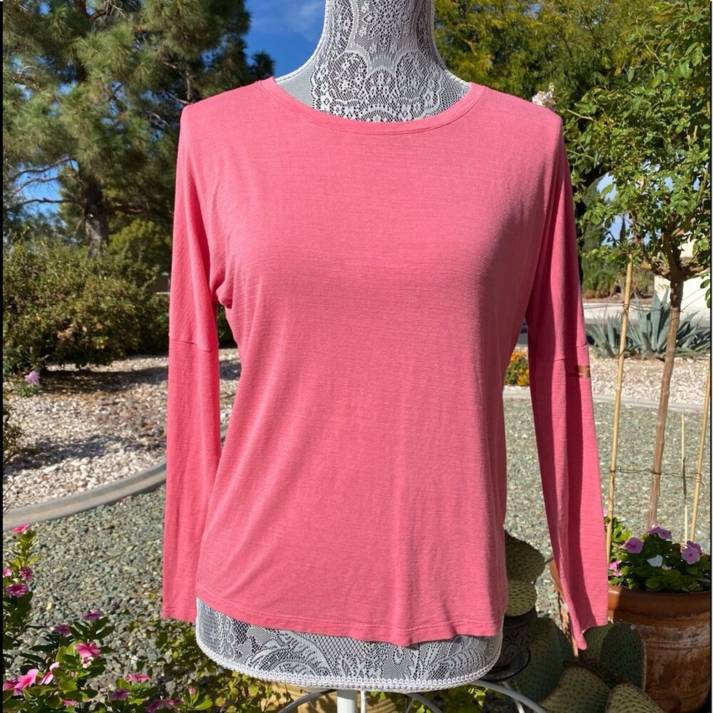 SKECHERS PERFORMANCE Women’s 3/4 Long Sleeve Backless Workout Tee Shirt XS - Picture 4 of 10